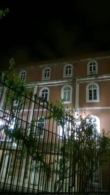 Charm And Fantastic View In A Fully Equipped Home In Center Lisboa Eksteriør billede