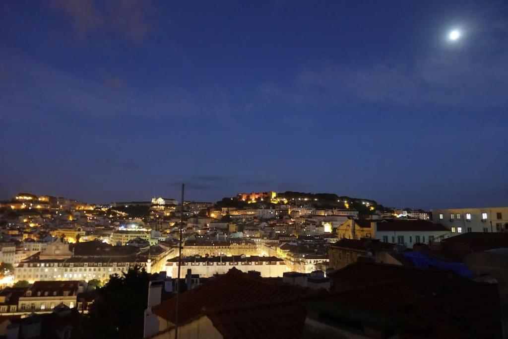 Charm And Fantastic View In A Fully Equipped Home In Center Lisboa Eksteriør billede